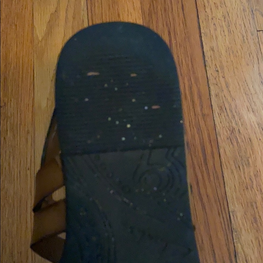Clarks Thong Style Sandal - Picture 6 of 7